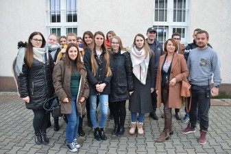 Studenci II stopnia poznali specyfikę pracy w Zakładzie Karnym w Rawiczu