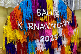 Ozdoba z napisem Balik karnawałowy 2025